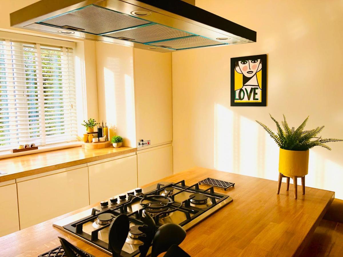 The Duplex Margate With Deck & Living Space Air Conditioning Kültér fotó